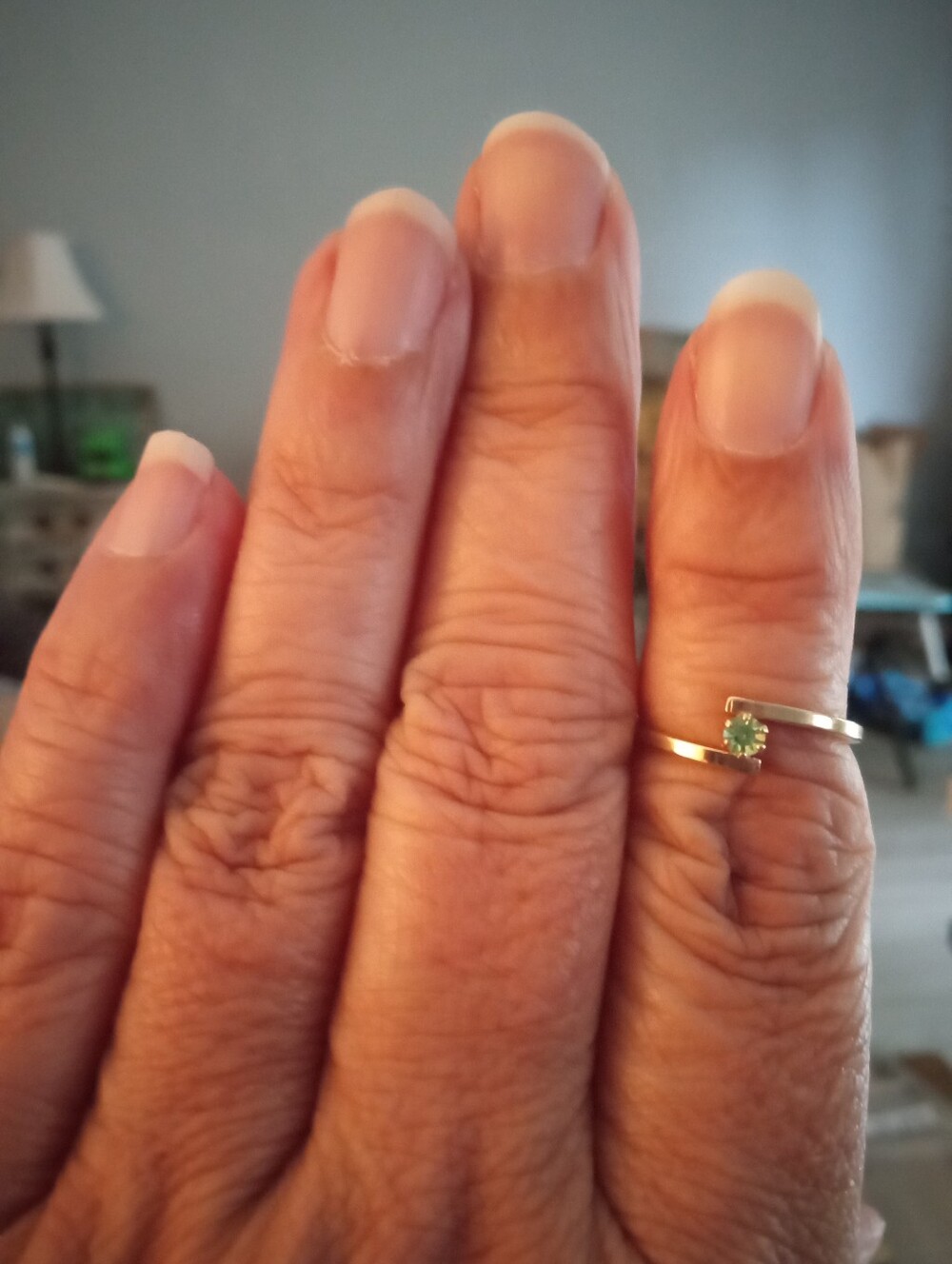 AVON Vintage Gold Ring with Green Peridot Stone — Women's Fashion Ring